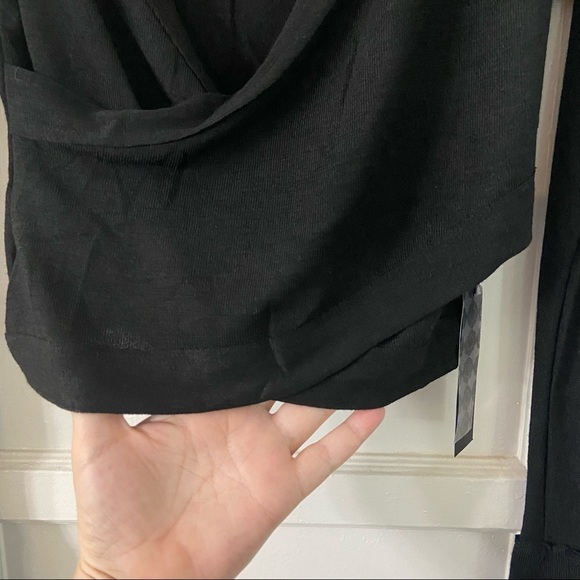 Kismet couture “Designed in Texas” Thumb Holes - Picture 7 of 15